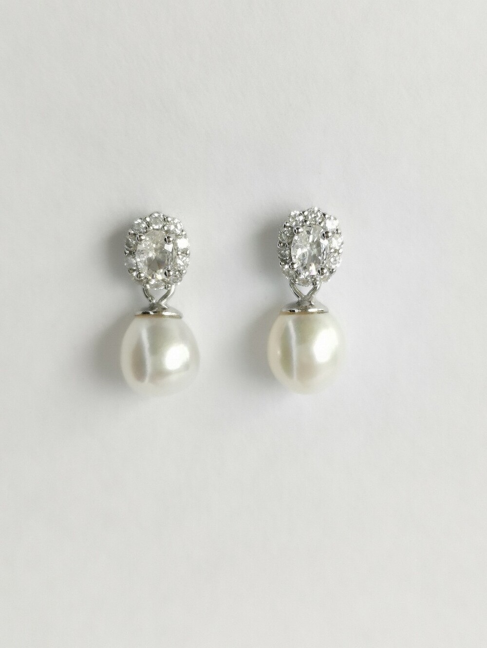 Sterling silver CZ white Freshwater pearl dangle earrings 🆕